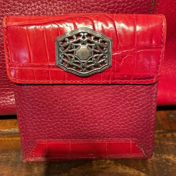 Brighton Vintage Red Leather Shoulder Bag with Matching Wallet EUC - Picture 9 of 12